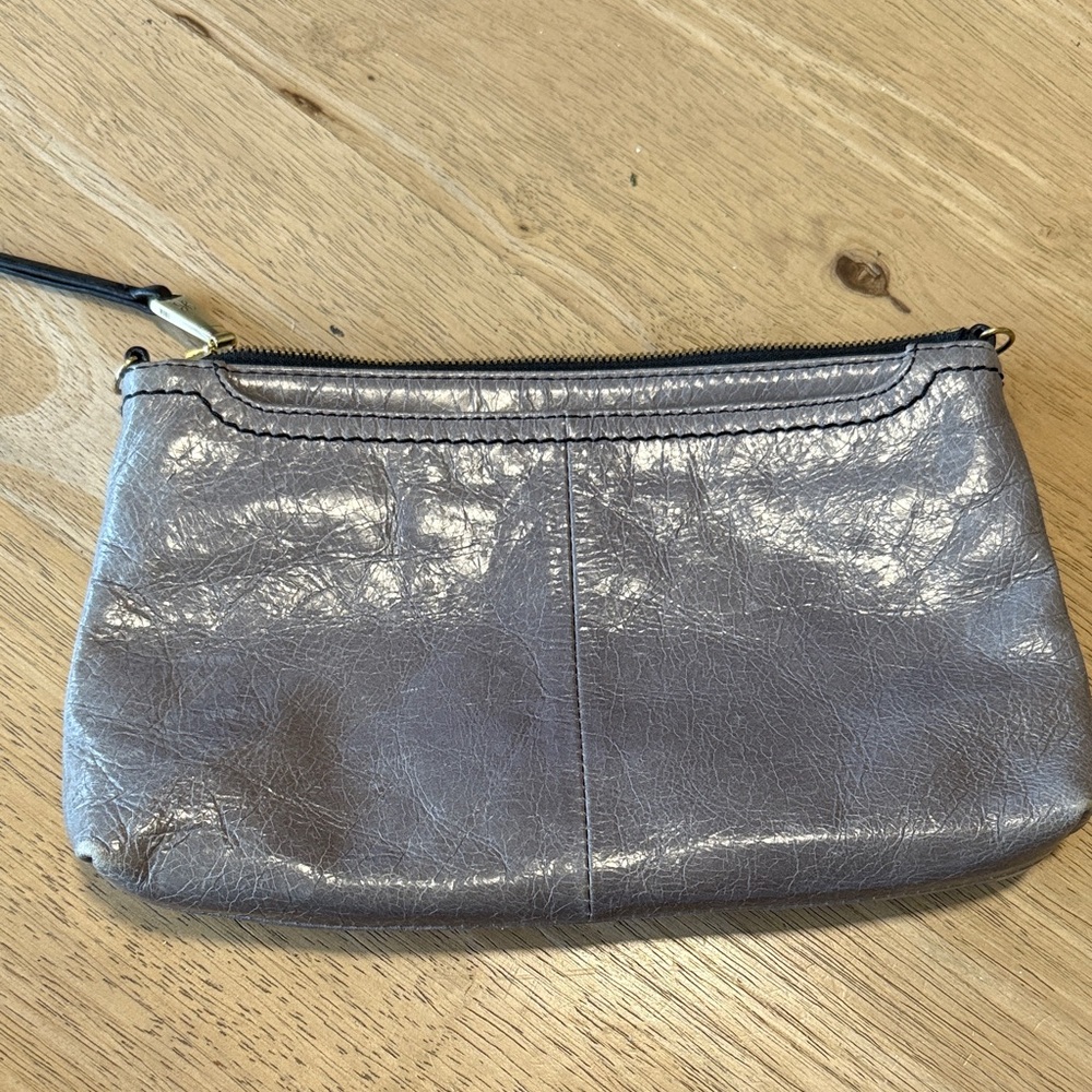 HOBO Elegant Gray Leather Wristlet - Picture 8 of 9